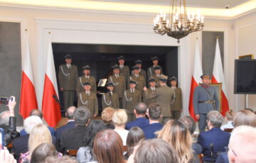 SP 1 wzięła udział w obchodach 100-lecia Instytutu Józefa Piłsudskiego w Warszawie