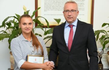 Tenisistka Joanna Zawadzka odebrała nagrodę burmistrza